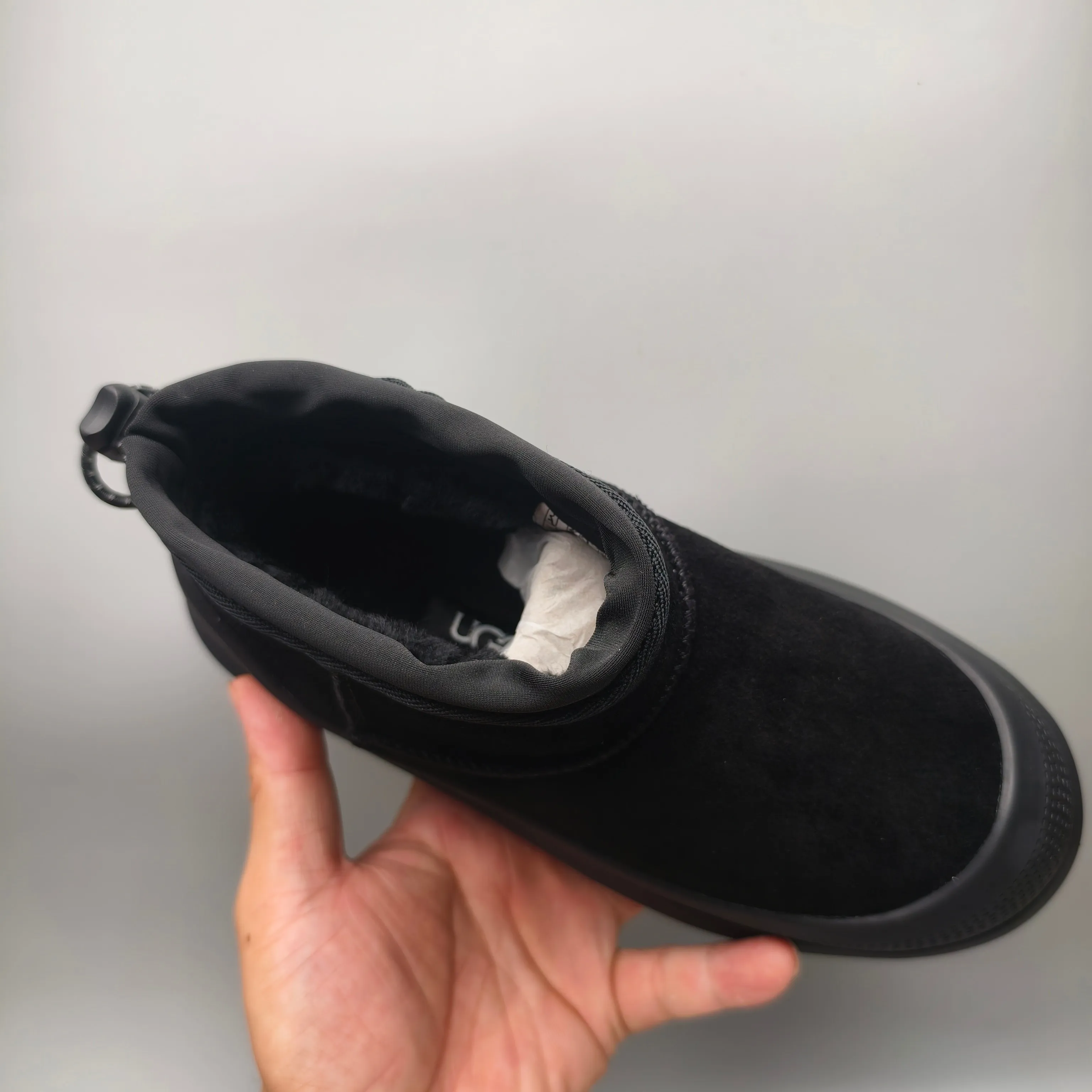 💰Women’s shoes 280 Men’s shoes 300 UGG sheepskin all-in-one snow boots 4196 Classic waterproof rubber sole couple’s shoes Color: white bottom, yellow bottom, blue bottom, black Matching code: 35-45